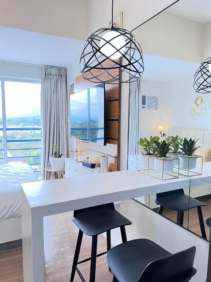 Studio With Mountain View, Near Limketkai Mall In Prime Cagayan De Oro Esterno foto